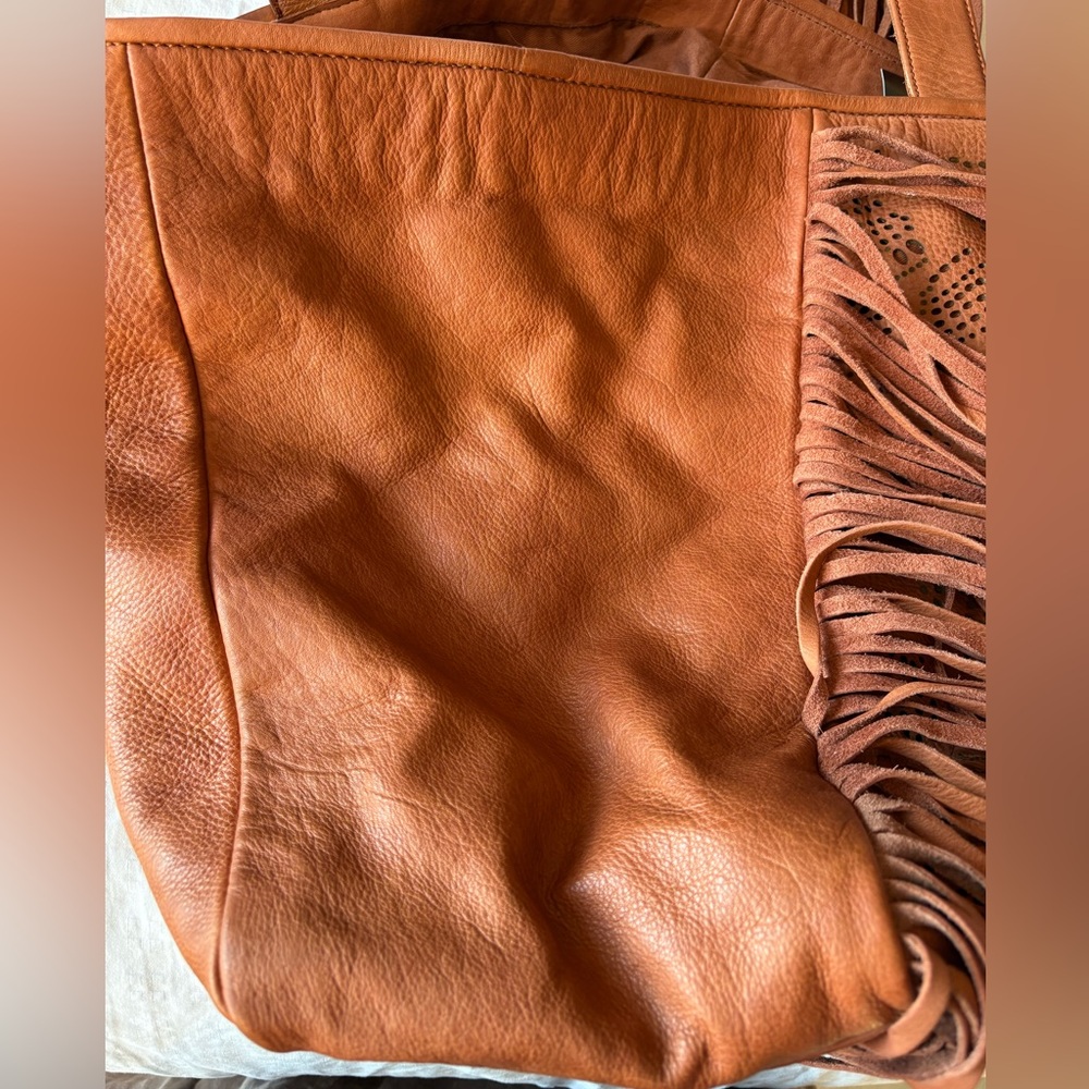 Frye Vivian Fringed Leather Tote Bag - Picture 13 of 16